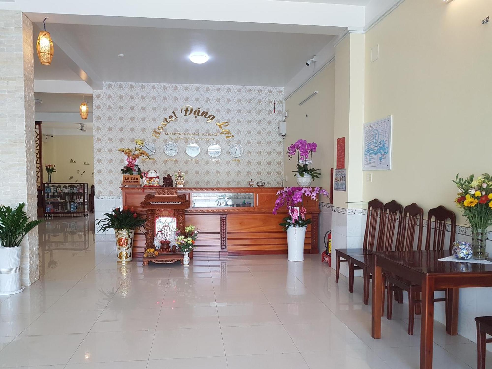 Hostel Dang Loi ホステルダンロイ Чау-Док Экстерьер фото