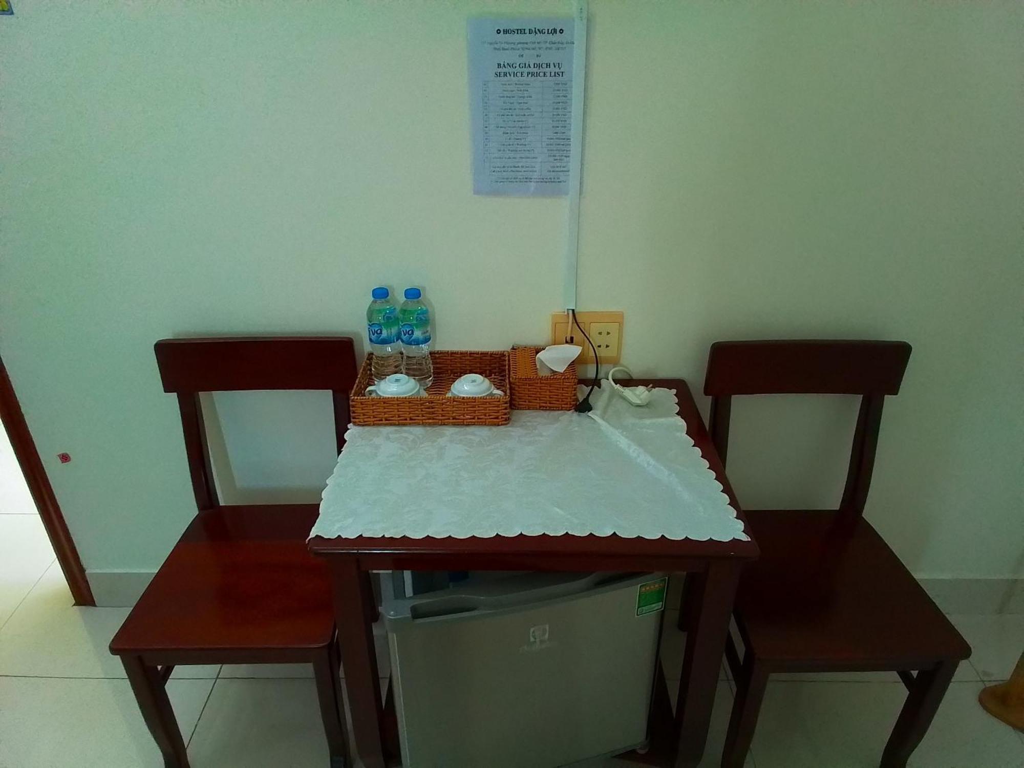 Hostel Dang Loi ホステルダンロイ Чау-Док Экстерьер фото