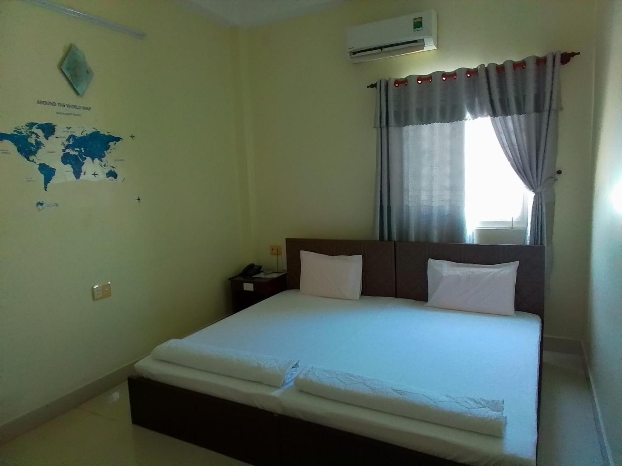 Hostel Dang Loi ホステルダンロイ Чау-Док Экстерьер фото