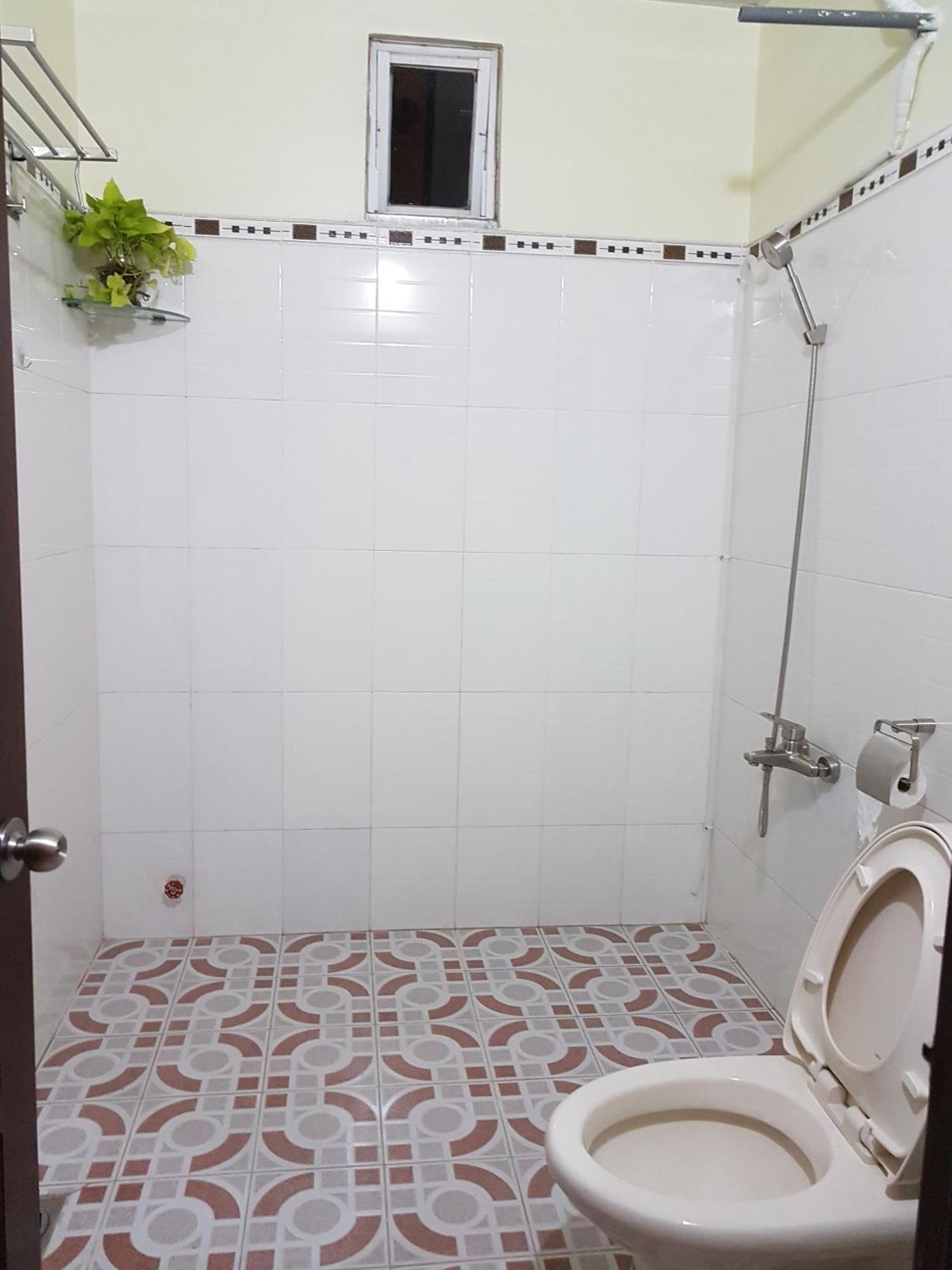 Hostel Dang Loi ホステルダンロイ Чау-Док Экстерьер фото